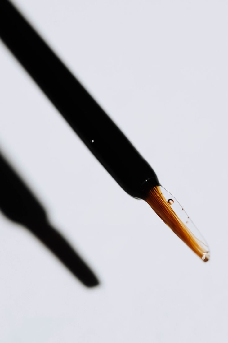 Benefits of using a lash serum